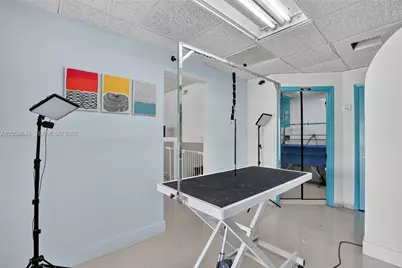 Dog Grooming Shop For Sale in Miami, Miami, FL 33173 - Photo 11