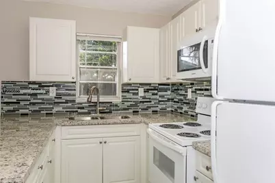 14971 SW 304th St, Homestead, FL 33033 - Photo 5