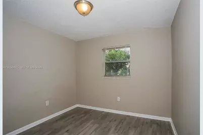 14971 SW 304th St, Homestead, FL 33033 - Photo 9