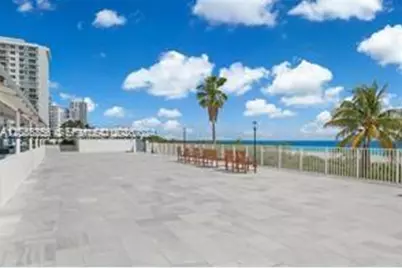 5601 Collins Ave #1723, Miami Beach, FL 33140 - Photo 19