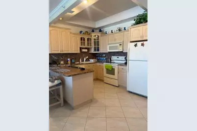 5601 Collins Ave #1723, Miami Beach, FL 33140 - Photo 11