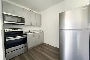 1710 NW 1st Ct, Miami, FL 33136 - Photo 5