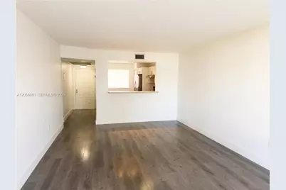 1000 Colony Point Cir #308, Pembroke Pines, FL 33026 - Photo 3