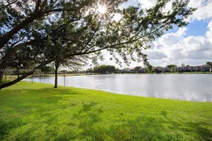 1000 NW 106th Terrace, Pembroke Pines, FL 33026 - Photo 3