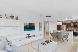 20000 E Country Club Dr, Aventura, FL 33180 - Photo 11