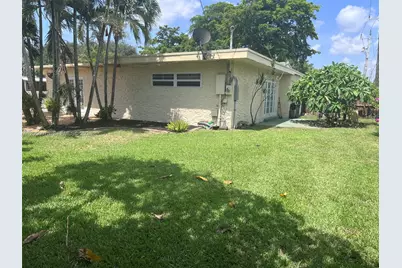 880 Azalea Ct, Plantation, FL 33317 - Photo 11