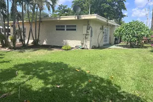 880 Azalea Ct, Plantation, FL 33317 - Photo 11