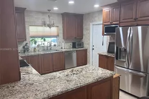 880 Azalea Ct, Plantation, FL 33317 - Photo 21