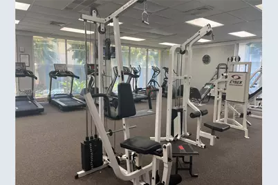 300 Bayview Dr #207, Sunny Isles Beach, FL 33160 - Photo 5