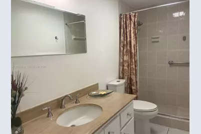 300 Bayview Dr #207, Sunny Isles Beach, FL 33160 - Photo 17