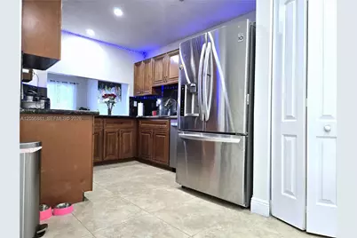 12423 NW 7th Ln, Miami, FL 33182 - Photo 5