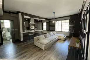 610 8th St, Miami Beach, FL 33139 - Photo 5