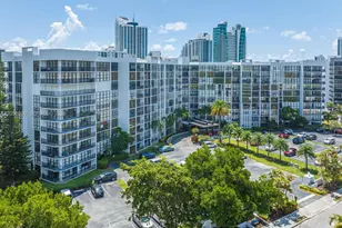 800 Parkview Dr, Hallandale Beach, FL 33009 - Photo 3