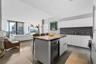 88 SW 7th St, Miami, FL 33130 - Photo 11