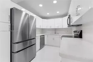 2500 Parkview Dr, Hallandale Beach, FL 33009 - Photo 27
