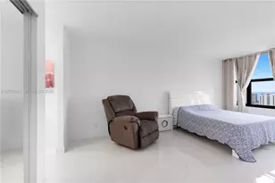 2500 Parkview Dr, Hallandale Beach, FL 33009 - Photo 33