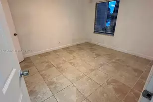 3330 N Pinewalk Dr N, Margate, FL 33063 - Photo 5