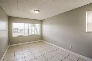 7171 SW 10th Ct, Pembroke Pines, FL 33023 - Photo 15