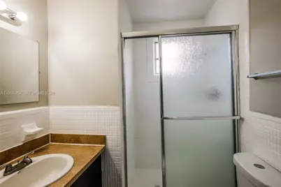 7171 SW 10th Ct, Pembroke Pines, FL 33023 - Photo 17