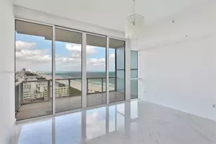 50 South Pointe Dr, Miami Beach, FL 33139 - Photo 25