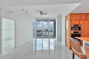50 South Pointe Dr, Miami Beach, FL 33139 - Photo 9