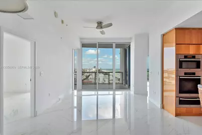 50 S Pointe Dr #2007, Miami Beach, FL 33139 - Photo 11