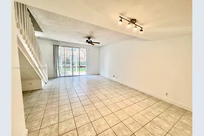 1387 Barcelona Way #3-26, Weston, FL 33327 - Photo 9