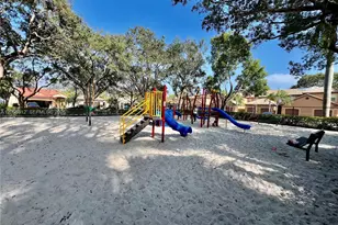 1387 Barcelona Way, Weston, FL 33327 - Photo 21