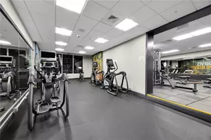 1750 N Bayshore Dr, Miami, FL 33132 - Photo 27