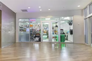 1750 N Bayshore Dr, Miami, FL 33132 - Photo 35