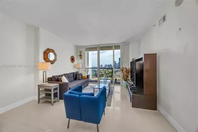 1750 N Bayshore Dr #3310, Miami, FL 33132 - Photo 3