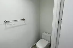 488 NE 18th, Miami, FL 33132 - Photo 41