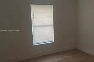 684 NW 14th St, Florida City, FL 33034 - Photo 23
