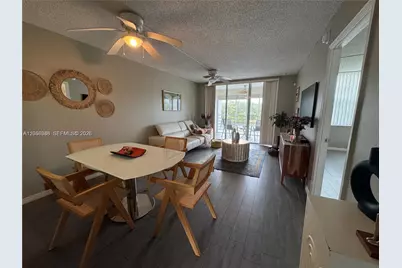 9450 Poinciana Pl #405, Davie, FL 33324 - Photo 3