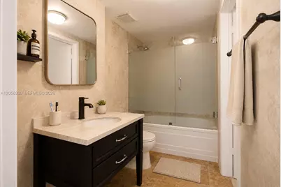 690 SW 1st Ct #1528, Miami, FL 33130 - Photo 11