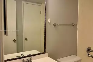 9945 Nob Hill Ct, Sunrise, FL 33351 - Photo 11
