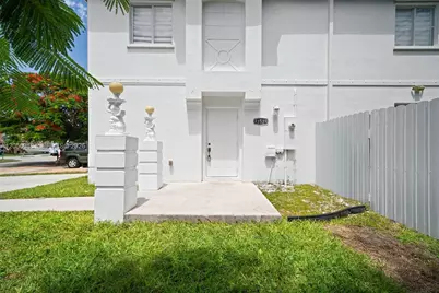 13529 SW 262nd St, Homestead, FL 33032 - Photo 1