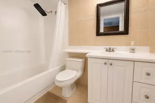 19201 Collins Ave, Sunny Isles Beach, FL 33160 - Photo 15