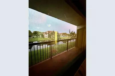 9945 Nob Hill Ct #9945, Sunrise, FL 33351 - Photo 3