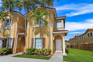 8242 NW 107 Ct, Doral, FL 33178 - Photo 5