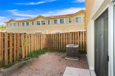 8242 NW 107th Ct #8-12, Doral, FL 33178 - Photo 9
