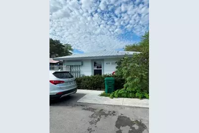 678 NW 14th St, Florida City, FL 33034 - Photo 3