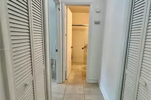 151 Essex Rd, Hollywood, FL 33024 - Photo 15