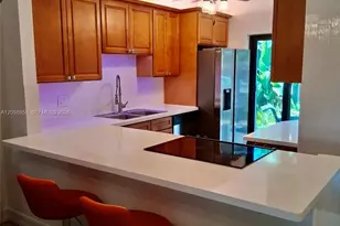 151 Essex Rd, Hollywood, FL 33024 - Photo 11