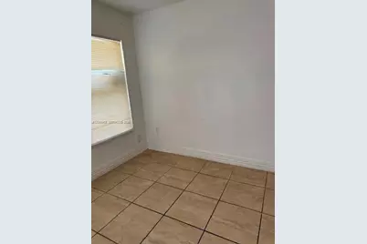 634 NW 12th St, Florida City, FL 33034 - Photo 11