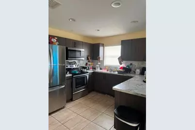 634 NW 12th St, Florida City, FL 33034 - Photo 25
