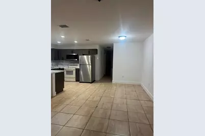 634 NW 12th St, Florida City, FL 33034 - Photo 9