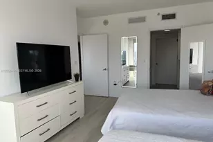 1750 N Bayshore Dr, Miami, FL 33132 - Photo 9