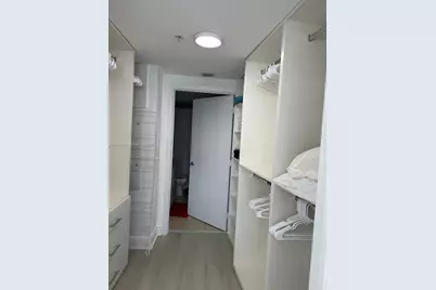 1750 N Bayshore Dr #2914, Miami, FL 33132 - Photo 5