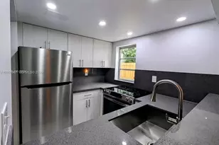3607 SW 17th St, Miami, FL 33145 - Photo 9